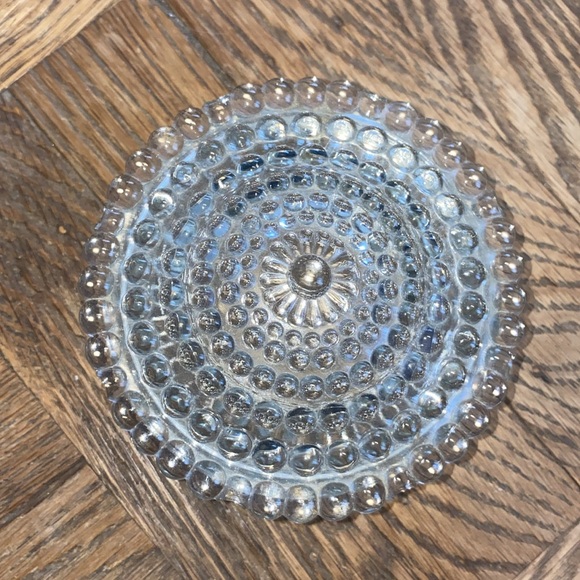 Depression Glass Trinket Dish with Lid - Picture 4 of 5